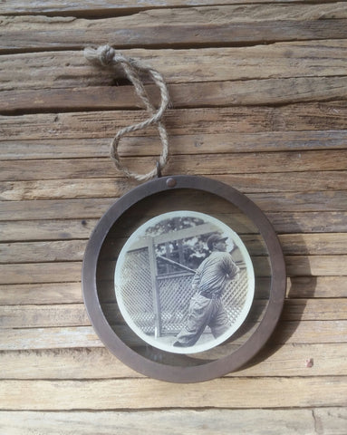 Small Rustic Round Hanging Frame